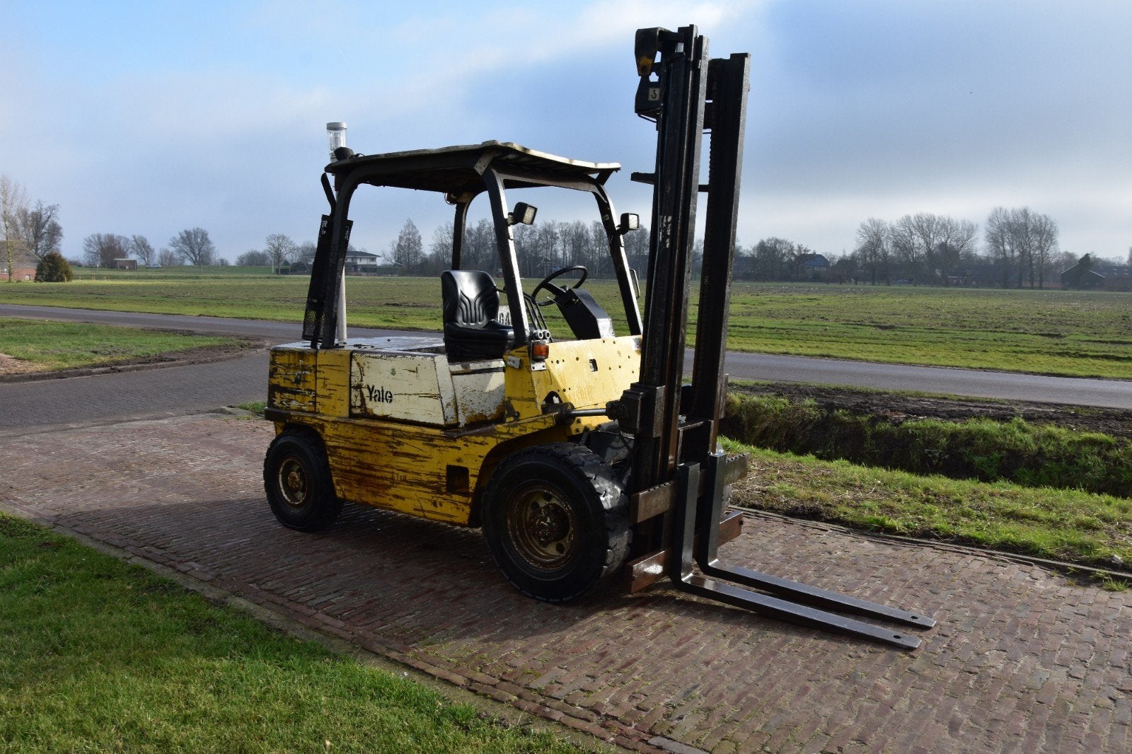 Yale Diesel Heftruck - Robuust en Betrouwbaar, Zakelijke goederen, Machines en Bouw | Heftrucks en Intern transport, Ophalen, Diesel
