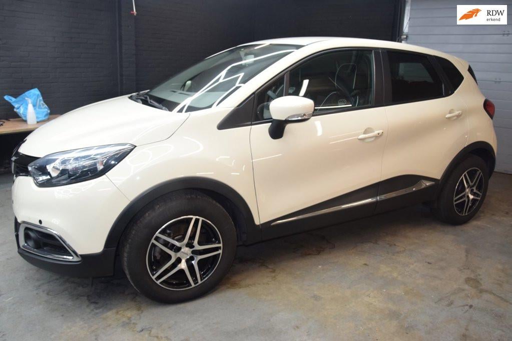 Renault Captur 1.2 TCe Dynamique in naam van onze klant te k, Euro 5, 4 cilinders, Wit, Electronic Stability Program (ESP)