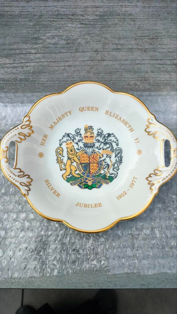 Jubileum schaal Koningin Elizabeth II 1952-1977, Ophalen of Verzenden, Servies