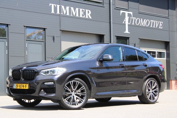 BMW X4 xDrive20i M Sport High Executive 21 Inch - 360 camera, Gebruikt, Euro 6, 4 cilinders, 2000 kg