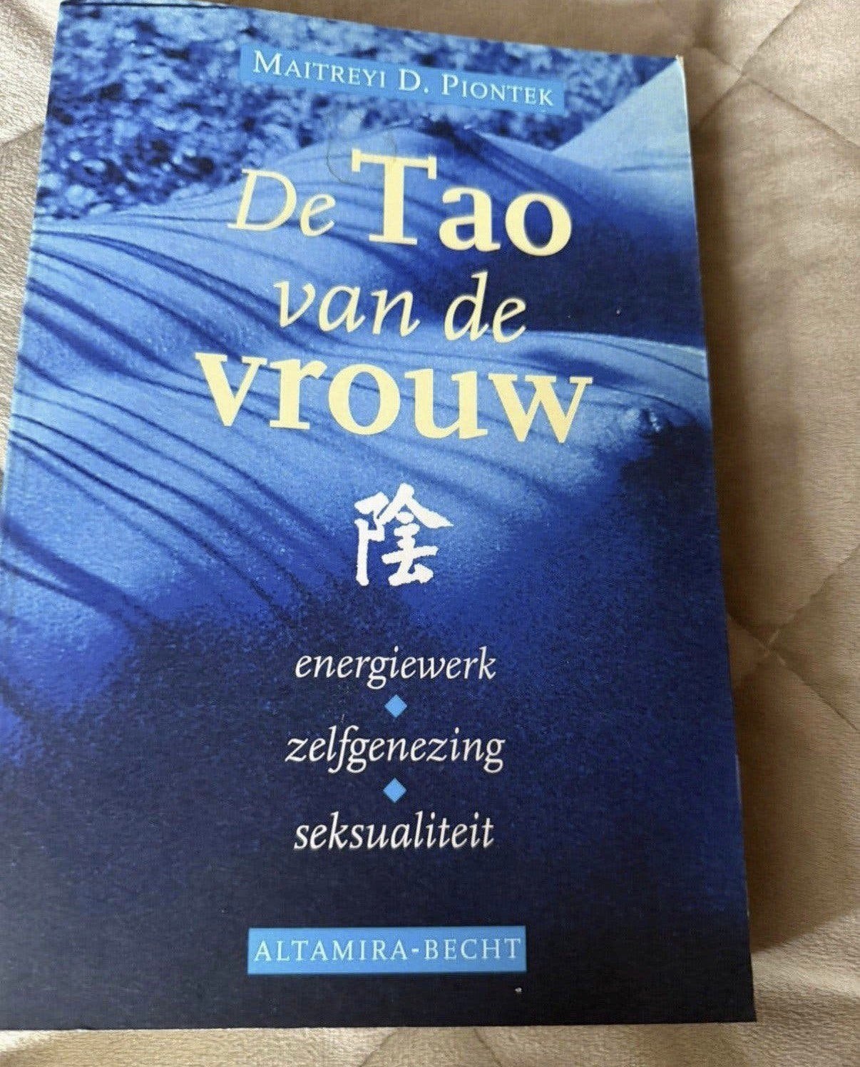 De Tao van de Vrouw: Energiewerk, Zelfgenezing, Seksualiteit, Ophalen of Verzenden, Zo goed als nieuw, Tarot of Kaarten leggen