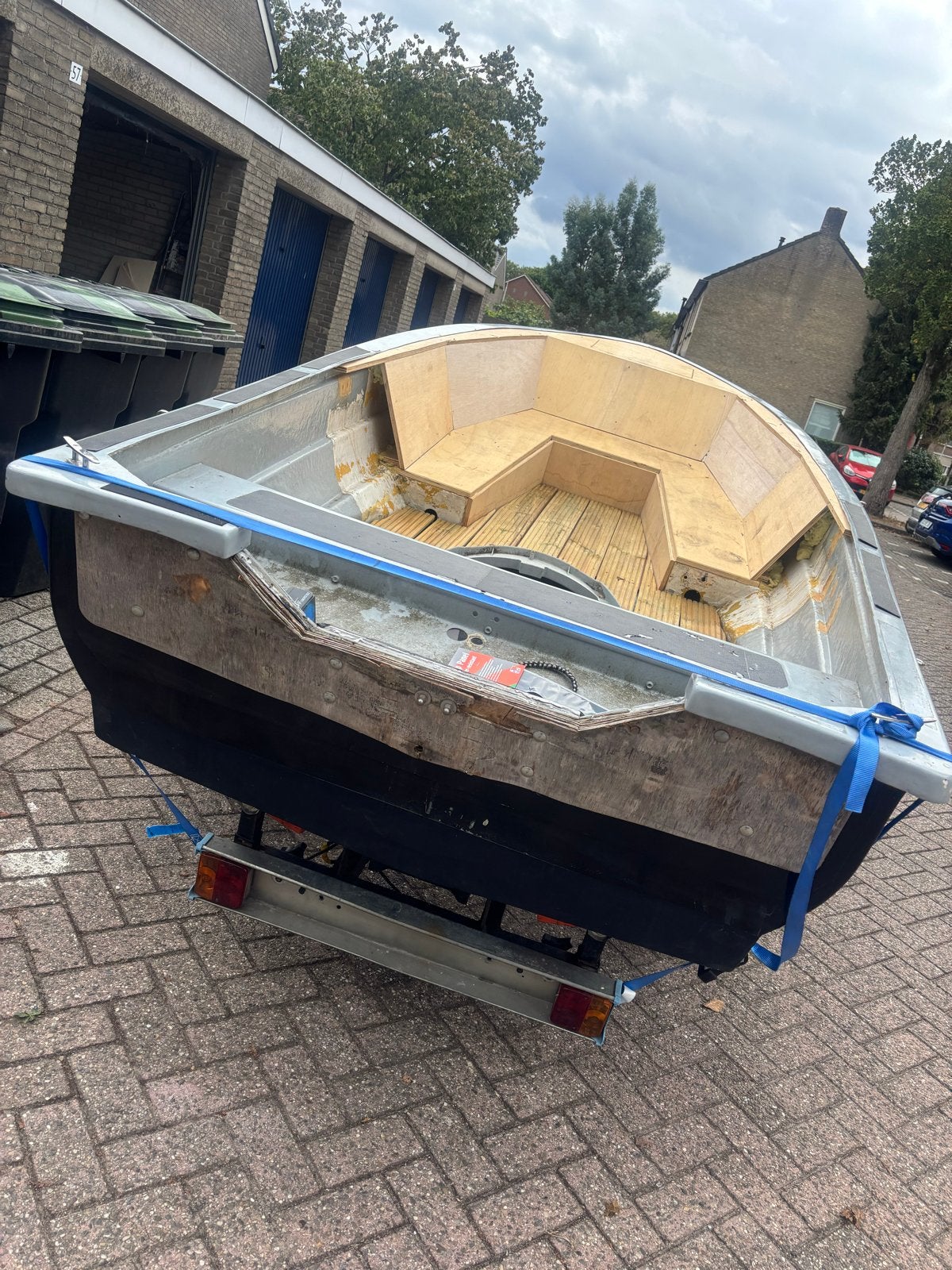 Boot opknapper met trailer, Ophalen, Gebruikt, Geen motor, Trailer