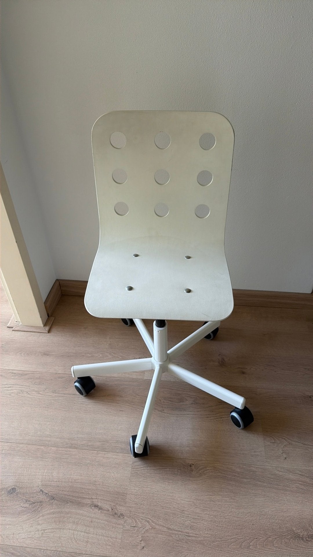 Witte kinder bureaustoel ikea, Ophalen, Zo goed als nieuw, Wit
