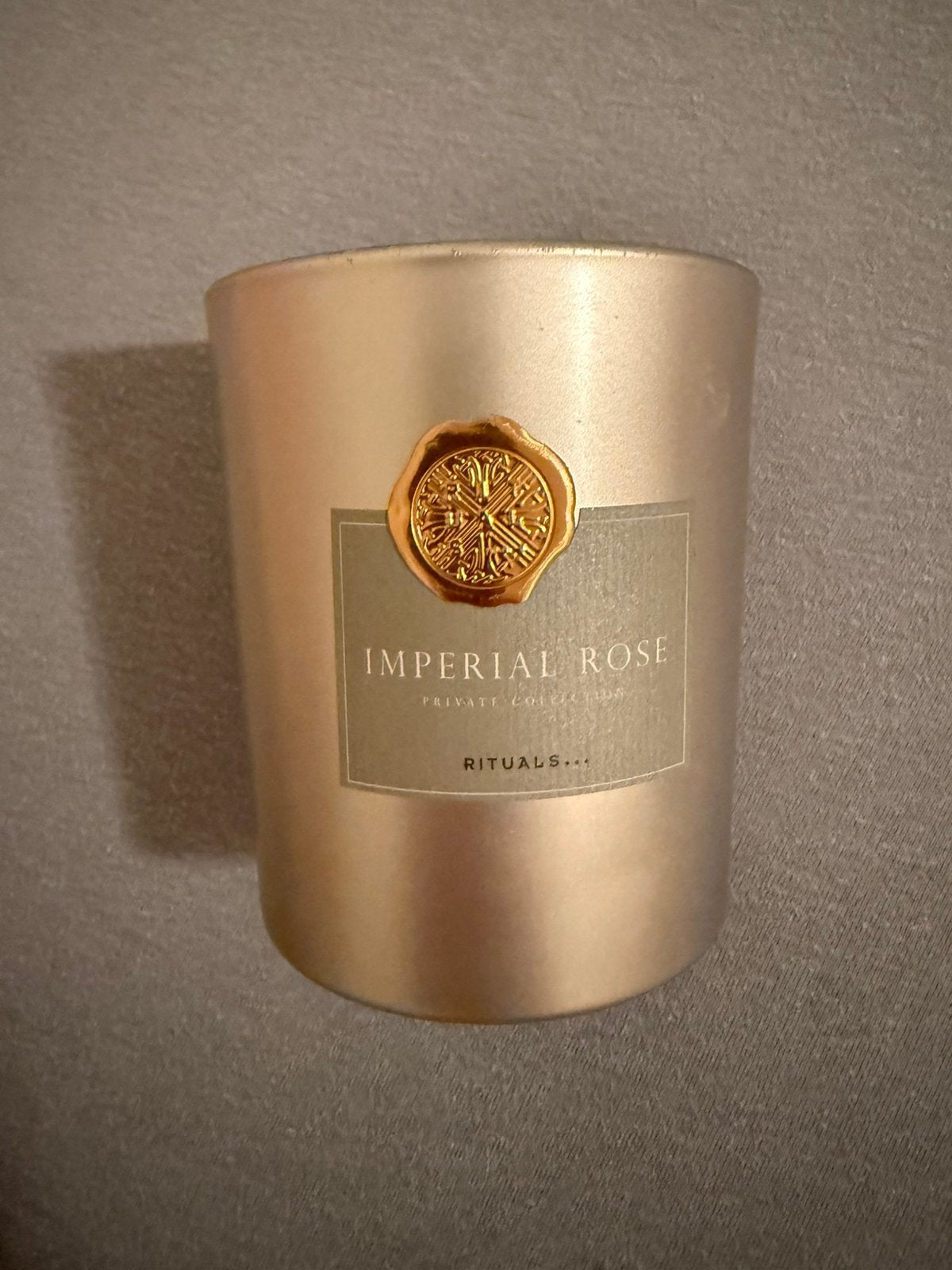 Rituals imperial rose kaars, Huis en Inrichting, Ophalen of Verzenden, Zo goed als nieuw, Kaars, Rituals