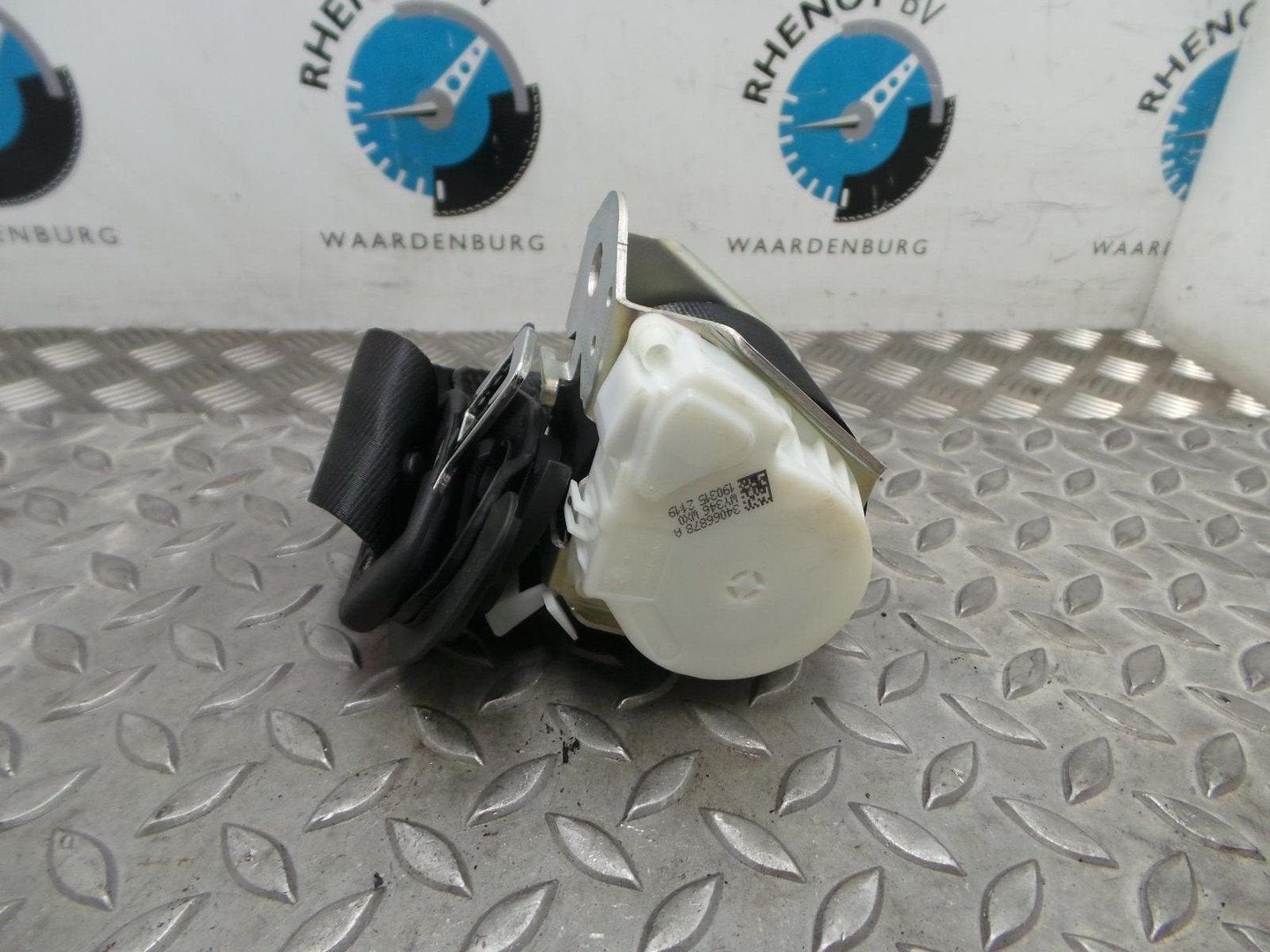 VOLKSWAGEN POLO VEILIGHEIDSGORDEL 2015, Auto-onderdelen, Interieur en Bekleding, Ophalen of Verzenden, Gebruikt, Stiba lid