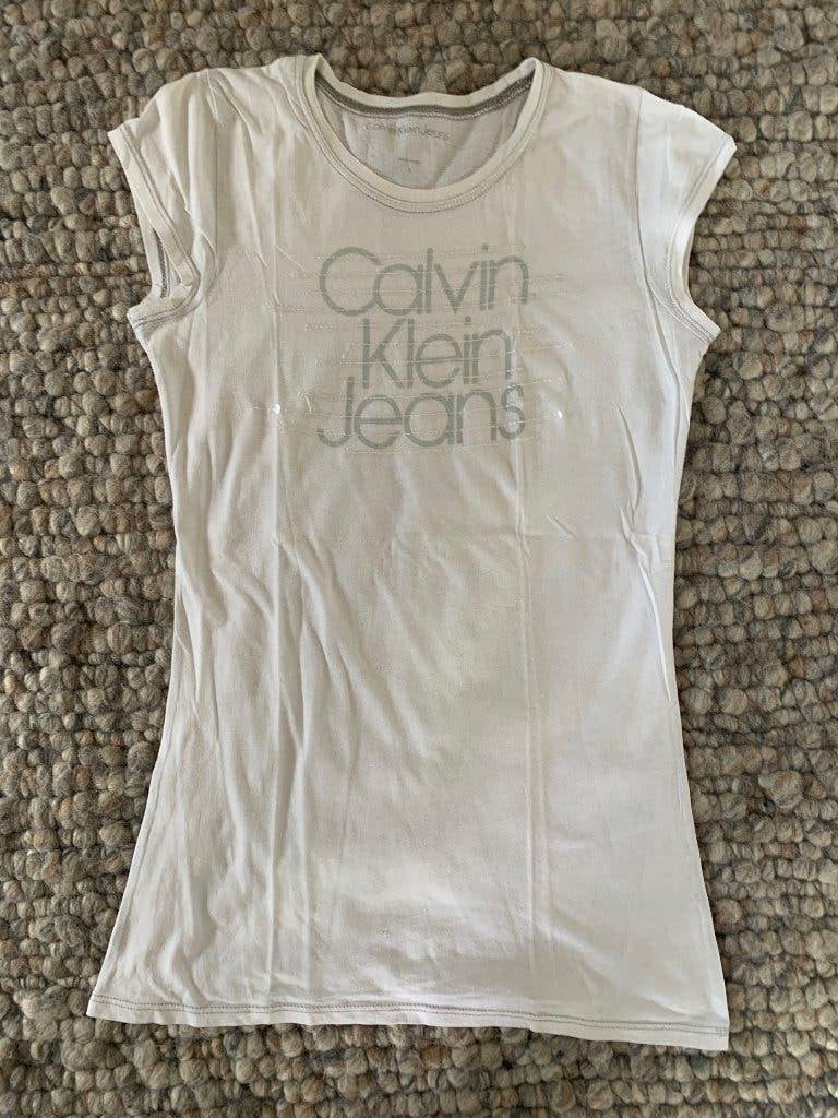 Opruiming ....... CALVIN KLEIN wit shirt met merk maat S, Wit, Ophalen of Verzenden, Korte mouw, Gedragen