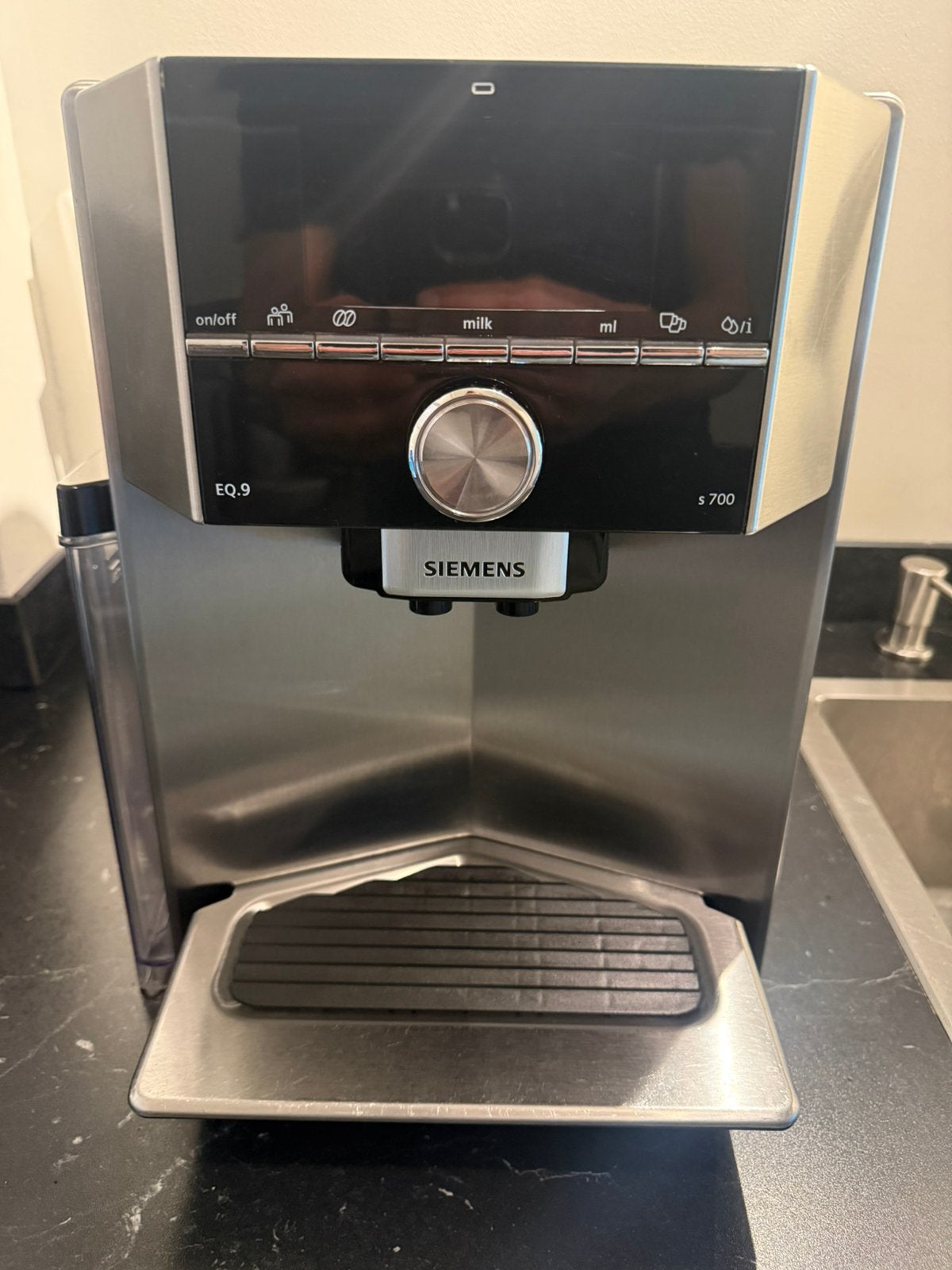 Siemens EQ.9 S700 – 2 Maalmolens – Volautomaat, Ophalen, Afneembaar waterreservoir, Koffiemachine, Koffiebonen
