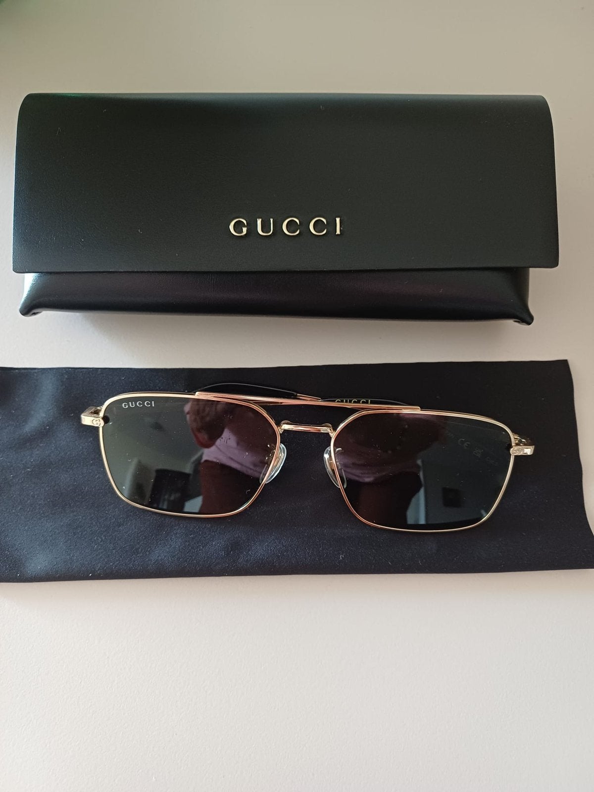 Prachtige heren zonnebril van Gucci, Ophalen of Verzenden, Zo goed als nieuw, Zwart, Overige merken
