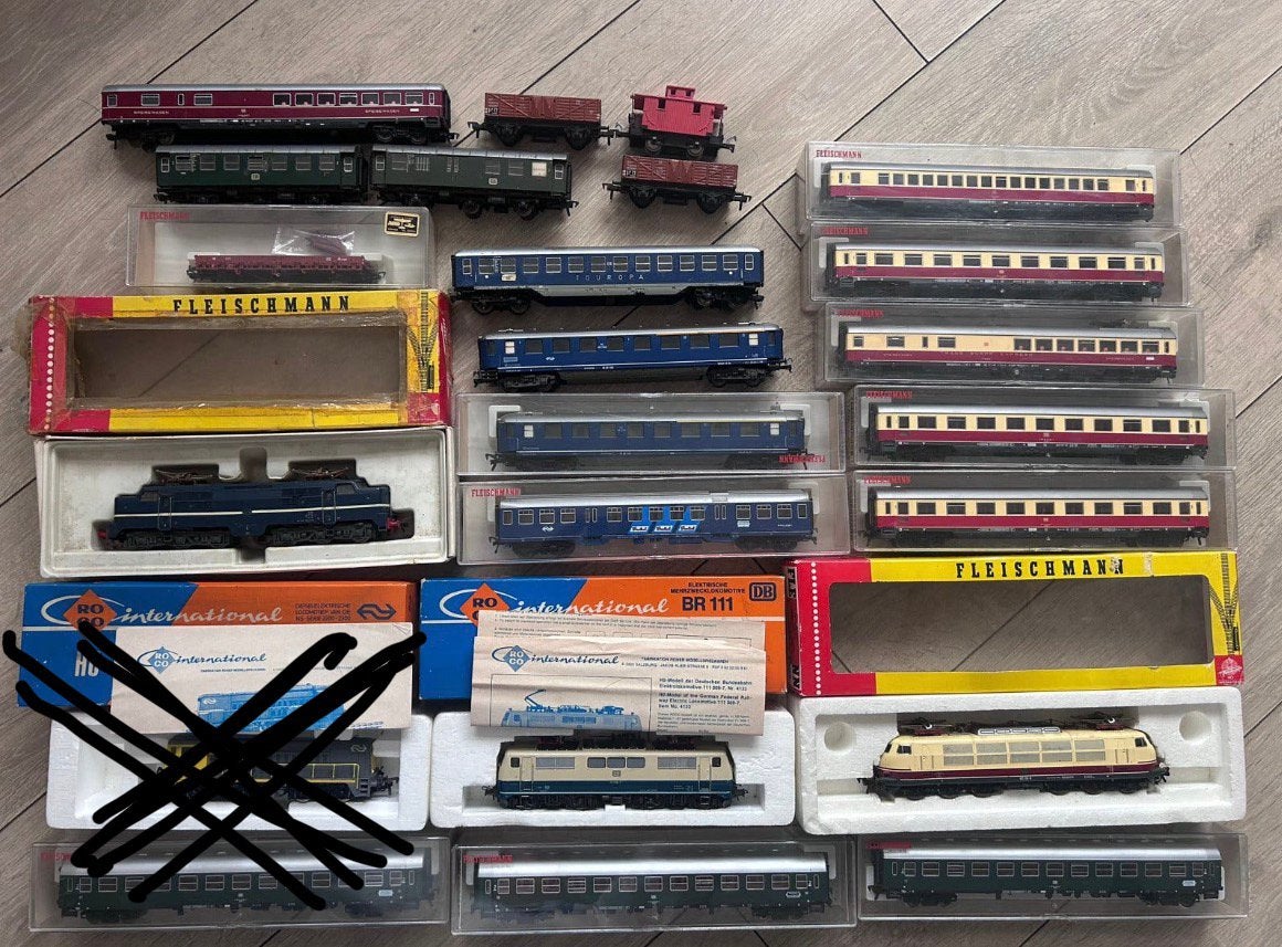 Heel veel treinen en wagons Fleischmann + Roco enz., Ophalen, Gelijkstroom, Fleischmann, NS