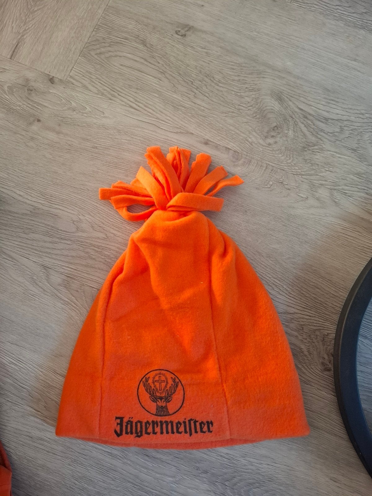 Jägermeister Muts - Oranje met logo, Maat 38/40 (M), Jägermeister, Ophalen of Verzenden, Zo goed als nieuw
