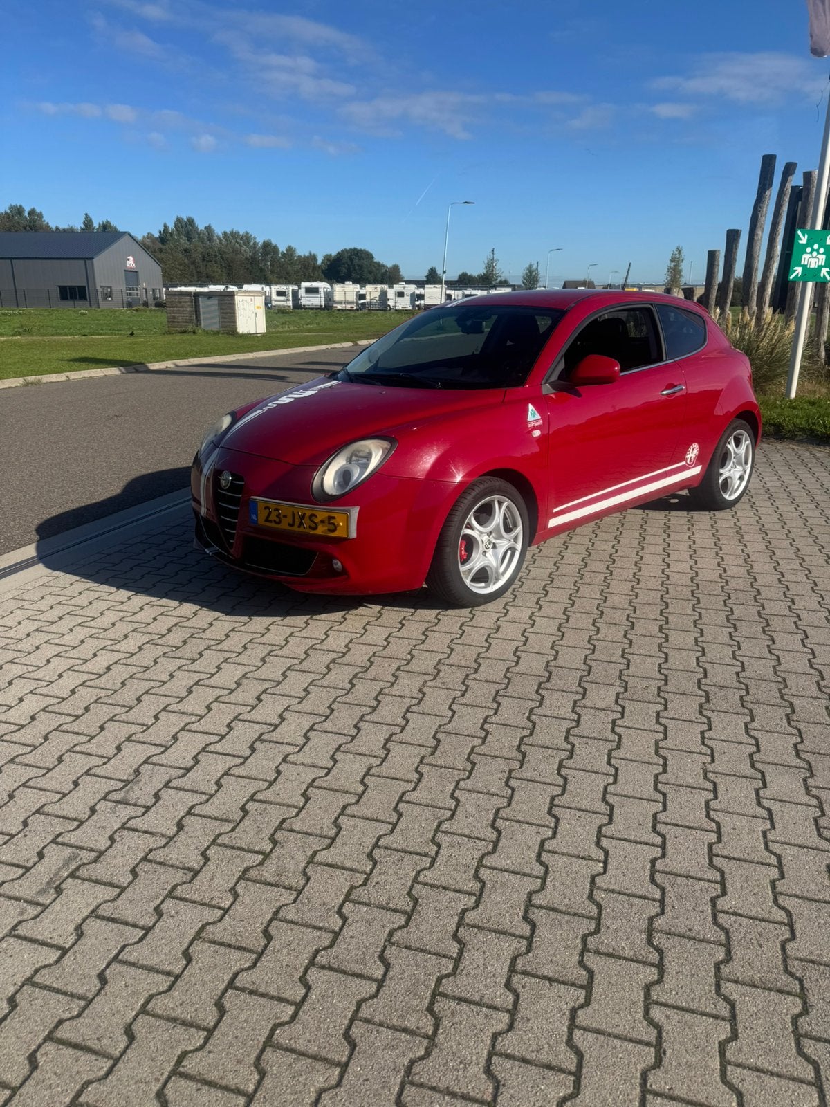 Alfa Romeo MiTo 1.4 Turbo 88KW 2009 Rood Nap, Auto's, Voorwielaandrijving, 4 cilinders, 49 €/maand, Origineel Nederlands