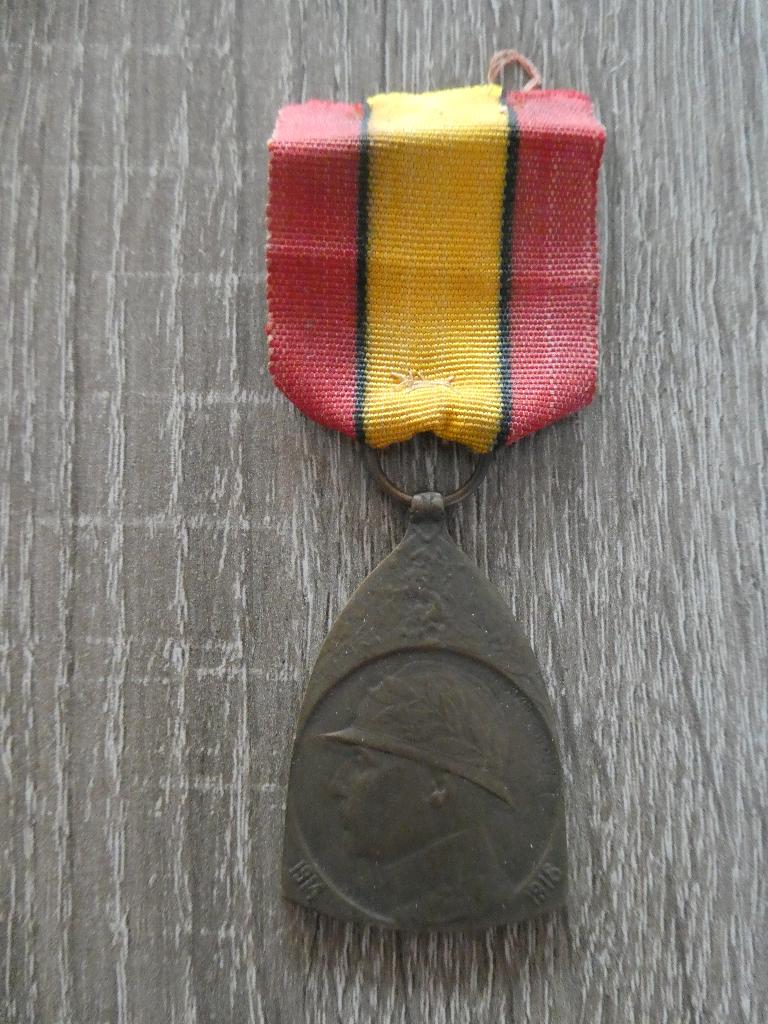 Belgische herinneringsmedaille 1914 - 1918, Ophalen of Verzenden, Landmacht, Overige gebieden, Lintje, Medaille of Wings