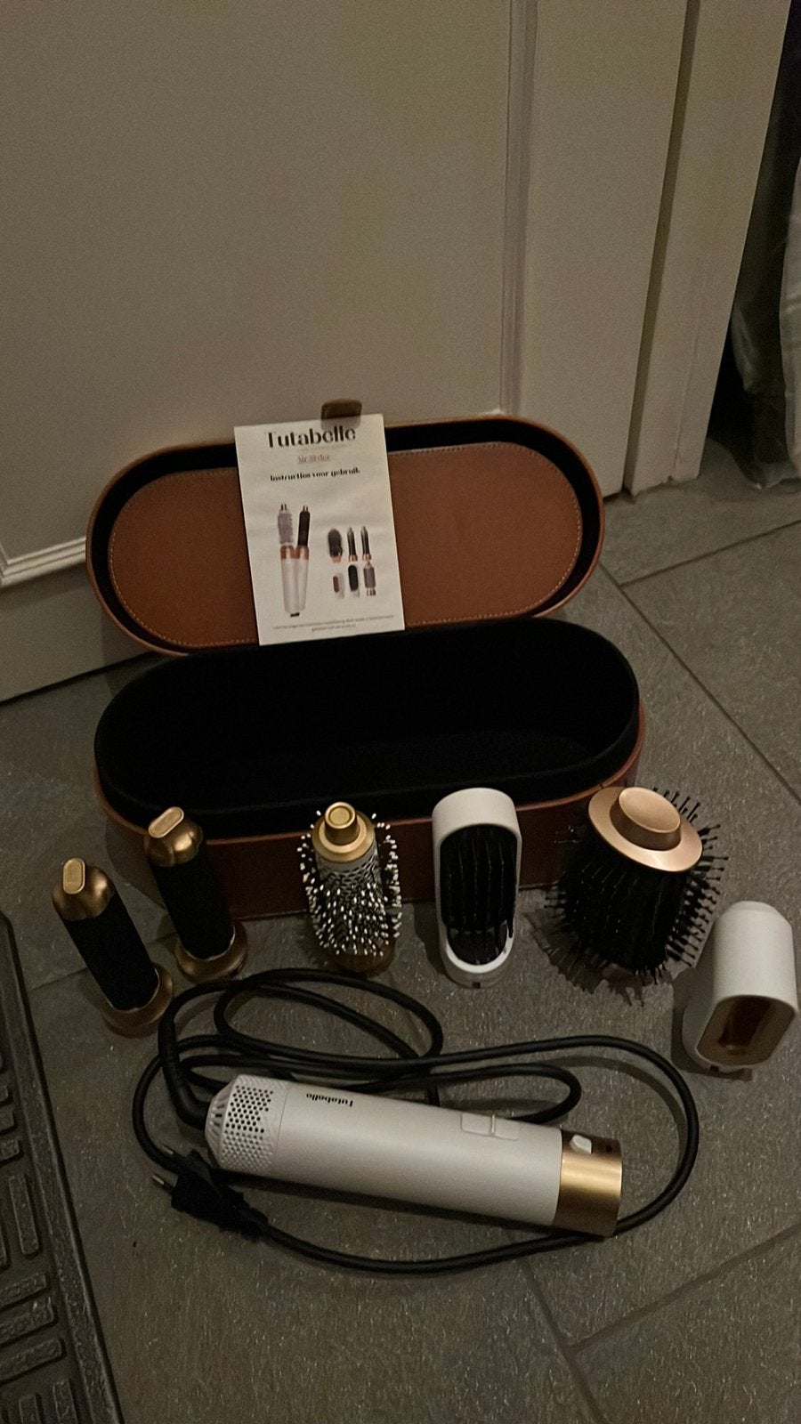 Fohn airwrap tuttabelle, Ophalen, Zo goed als nieuw, Föhn of Haardroger