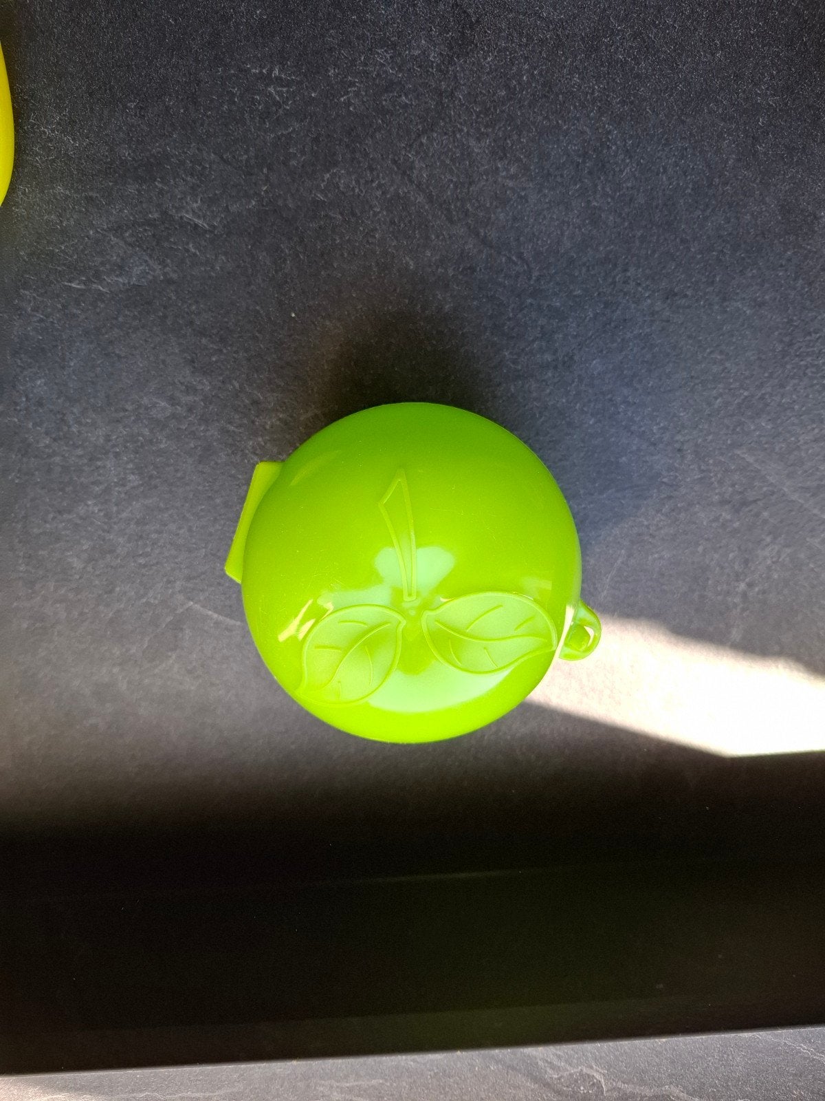 Groene appel doos - Handige bewaardoos voor fruit, Kunststof, Ophalen of Verzenden, Zo goed als nieuw, Groen