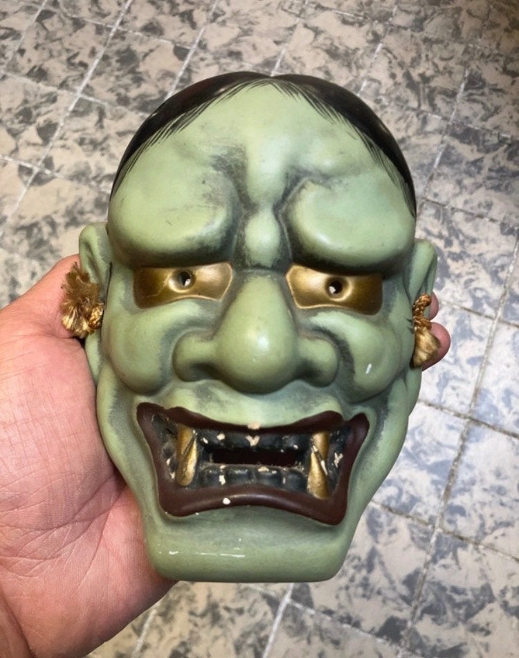 Masker Hannya Aziatisch porselein of keramiek, Antiek en Kunst, Steen/keramiek, 20 cm, Verzenden, Masker
