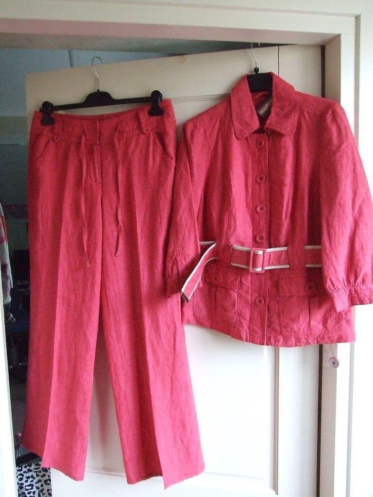 Principles nieuw cerise broekpak maat 40, Kleding | Dames, Kostuum of Pak, Overige kleuren, Nieuw, Ophalen of Verzenden