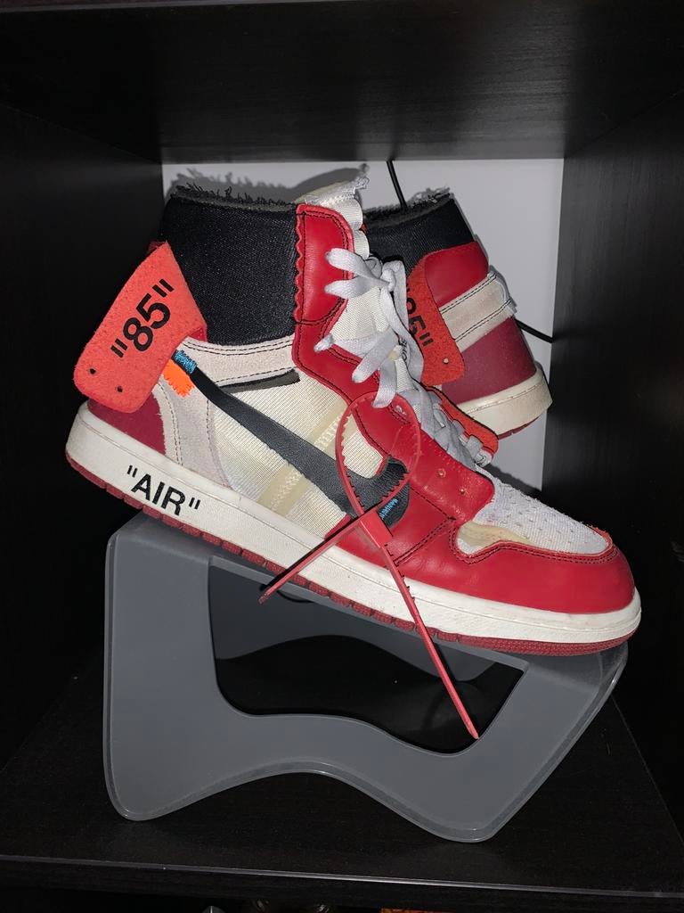 Off White Jordan 1 (No box), Kleding | Heren, Schoenen, Ophalen of Verzenden, Zo goed als nieuw, Overige kleuren, Sneakers of Gympen