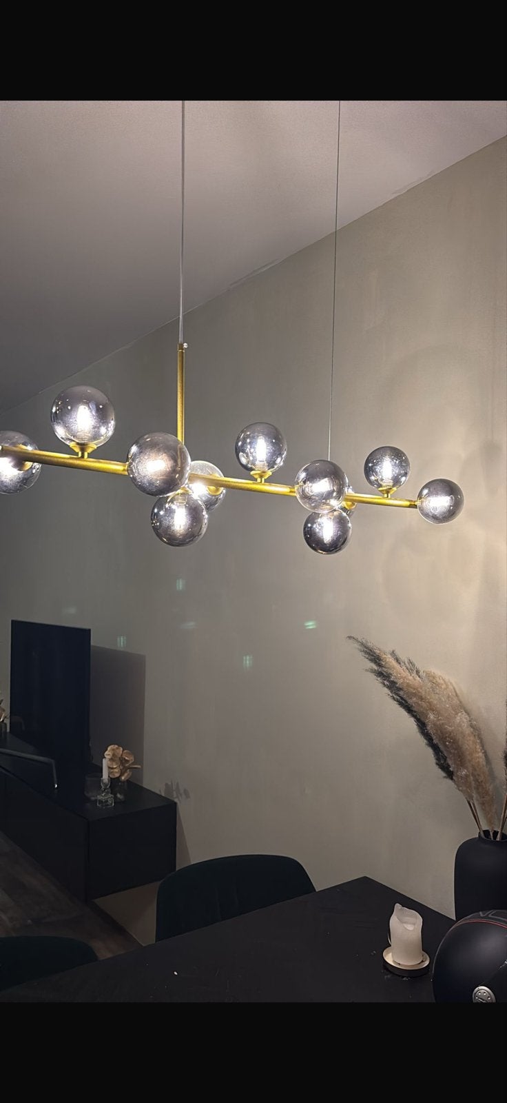 Moderne gouden hanglamp met glazen bollen, Huis en Inrichting, Lampen | Hanglampen, Ophalen of Verzenden, Zo goed als nieuw, Glas