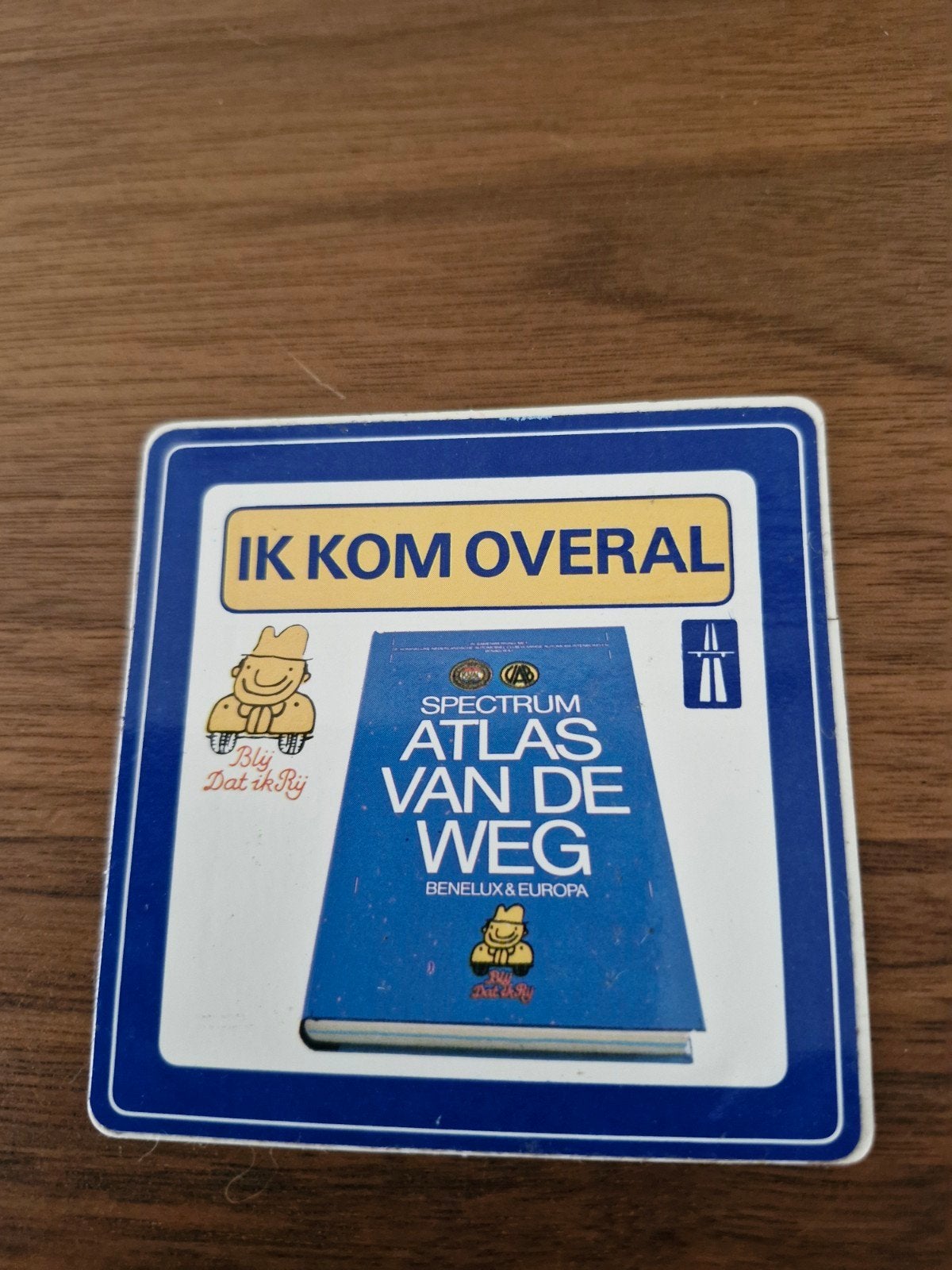 8516 Vintage 'Ik Kom Overal' sticker - Blij Dat Ik Rij, Ophalen of Verzenden, Gebruikt, Auto of Motor