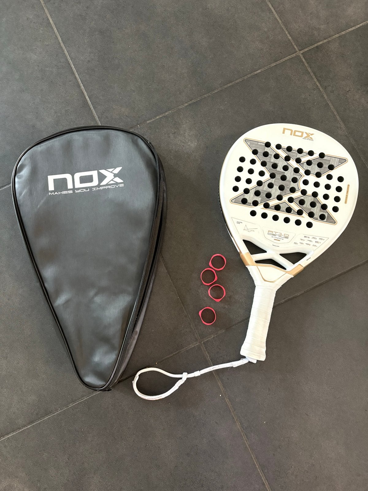 Nox at10 genius Padelracket 2026 - Zo goed als nieuw, Ophalen of Verzenden, Zo goed als nieuw, Padelracket