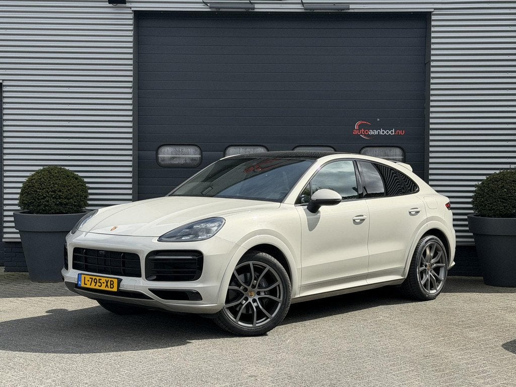 Porsche Cayenne Coupé 3.0 E-Hybrid | Sport Chrono | 360* Ca, Auto's, Porsche, Cayenne, 14 kWh, Gebruikt, 2995 cc
