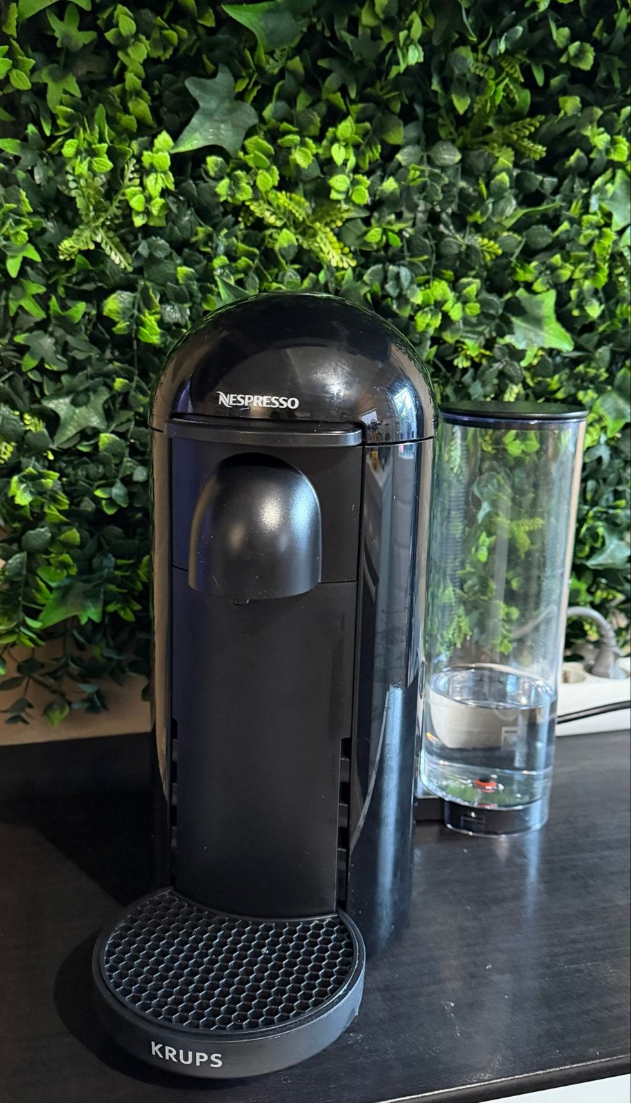 Nespresso Krups Koffiezetapparaat - Zo goed als nieuw!, Koffiemachine, Ophalen of Verzenden, Zo goed als nieuw, Koffiepads en cups