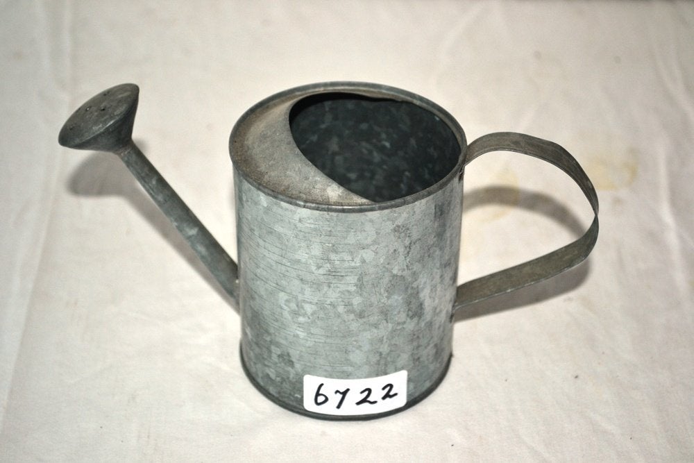 Mooi klein zinken gietertje NR 6722, Ophalen of Verzenden, Zo goed als nieuw, Metaal