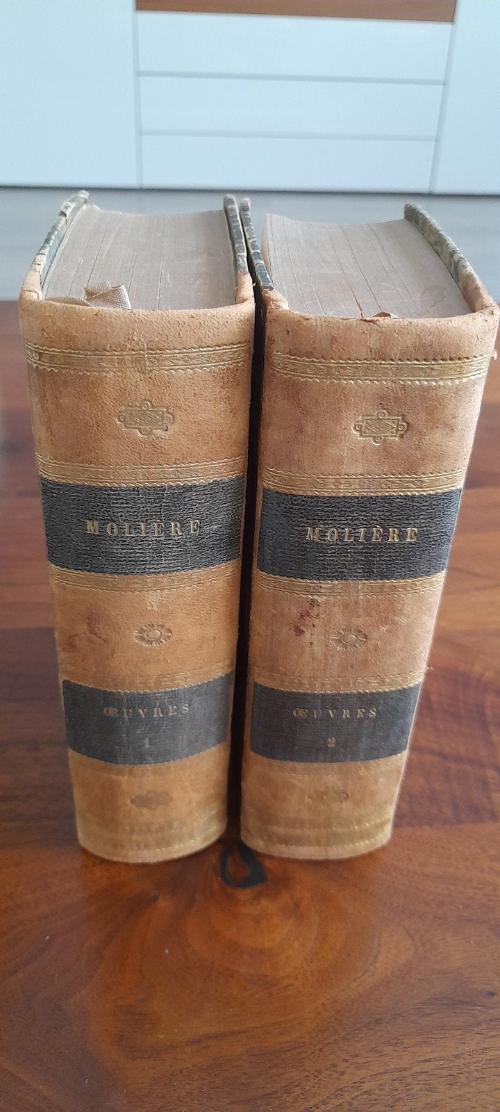 2 Boeken Moliere Oeuvres compleet deel een en twee., Ophalen of Verzenden