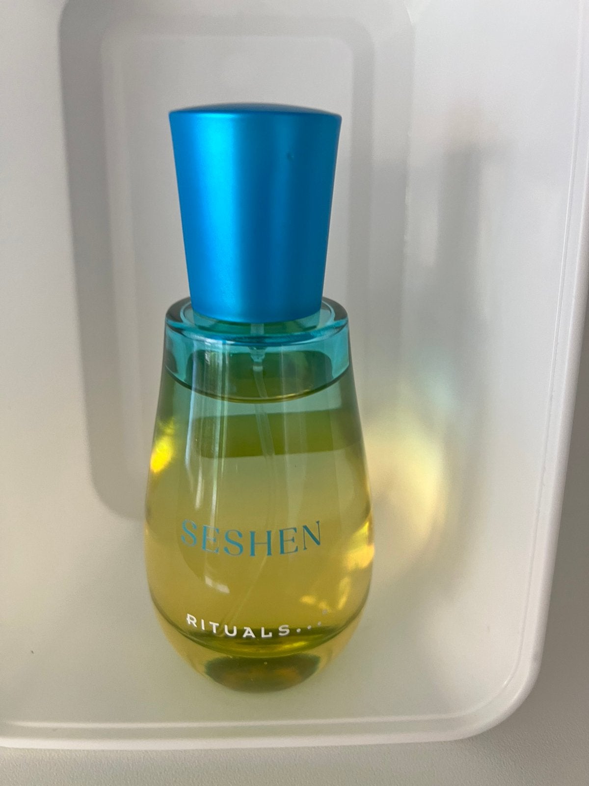 Parfum Seshen, Ophalen of Verzenden, Zo goed als nieuw