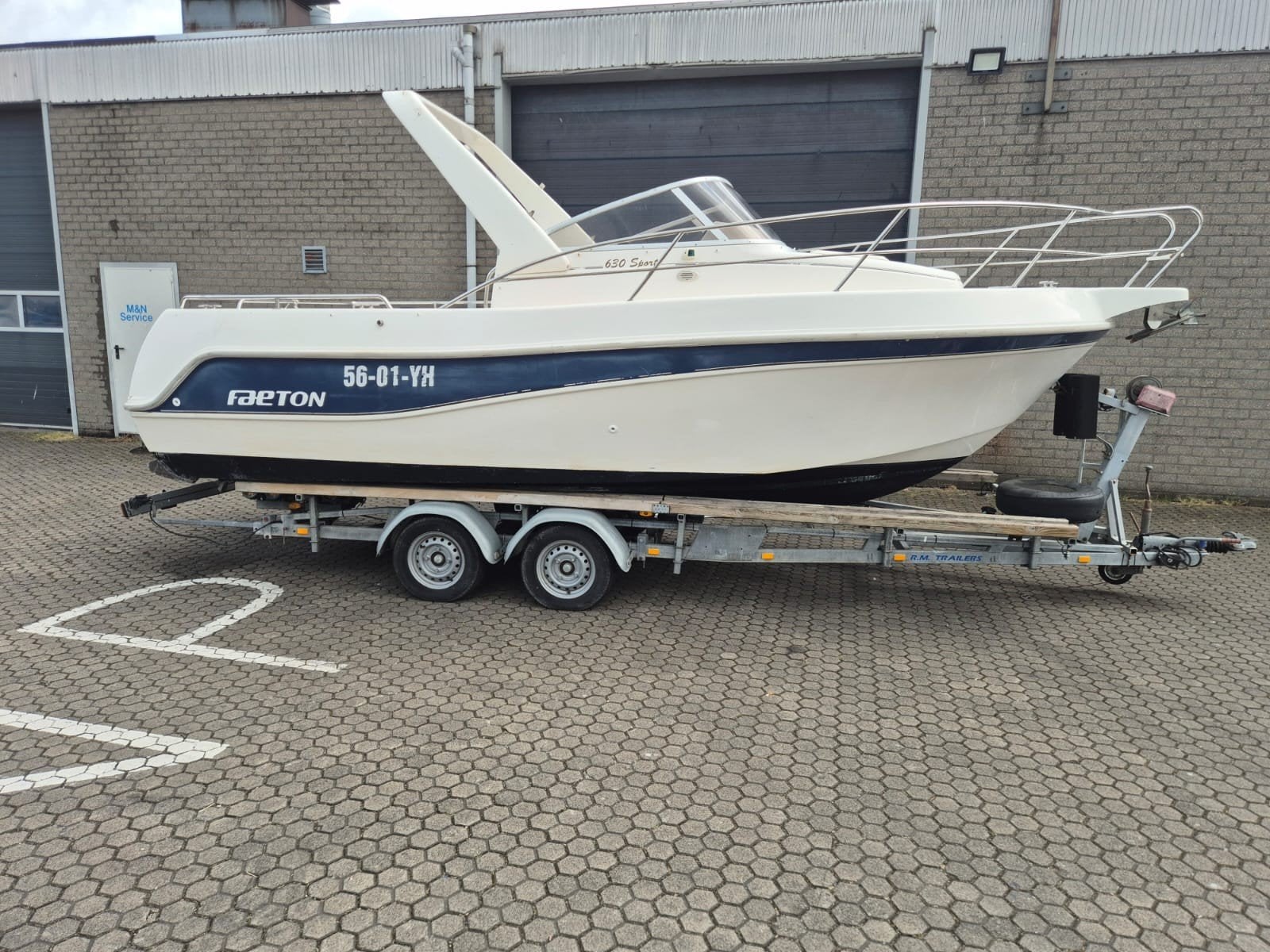 Faeton, Watersport en Boten, Ophalen