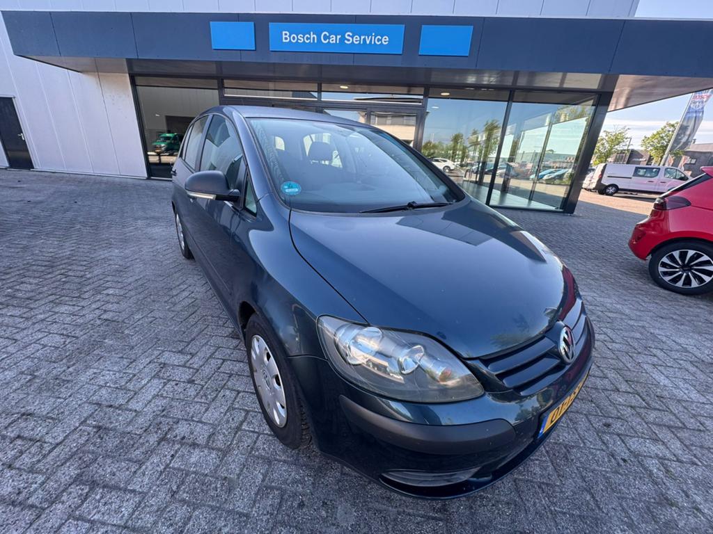 Volkswagen Golf Plus 1.4 16V 59KW clima navi trekhaak, Auto's, 680 kg, 4 cilinders, Bedrijf, Handgeschakeld