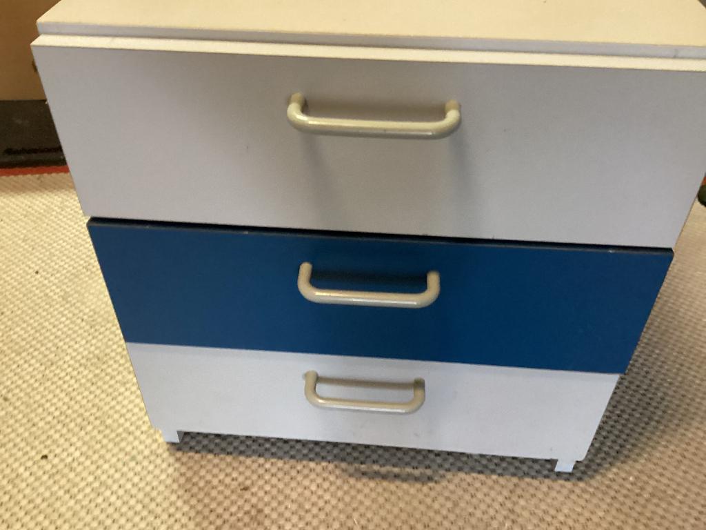 Kast  onder burau, Huis en Inrichting, Kasten | Ladekasten, Ophalen, Overige materialen, 50 tot 100 cm, Zo goed als nieuw