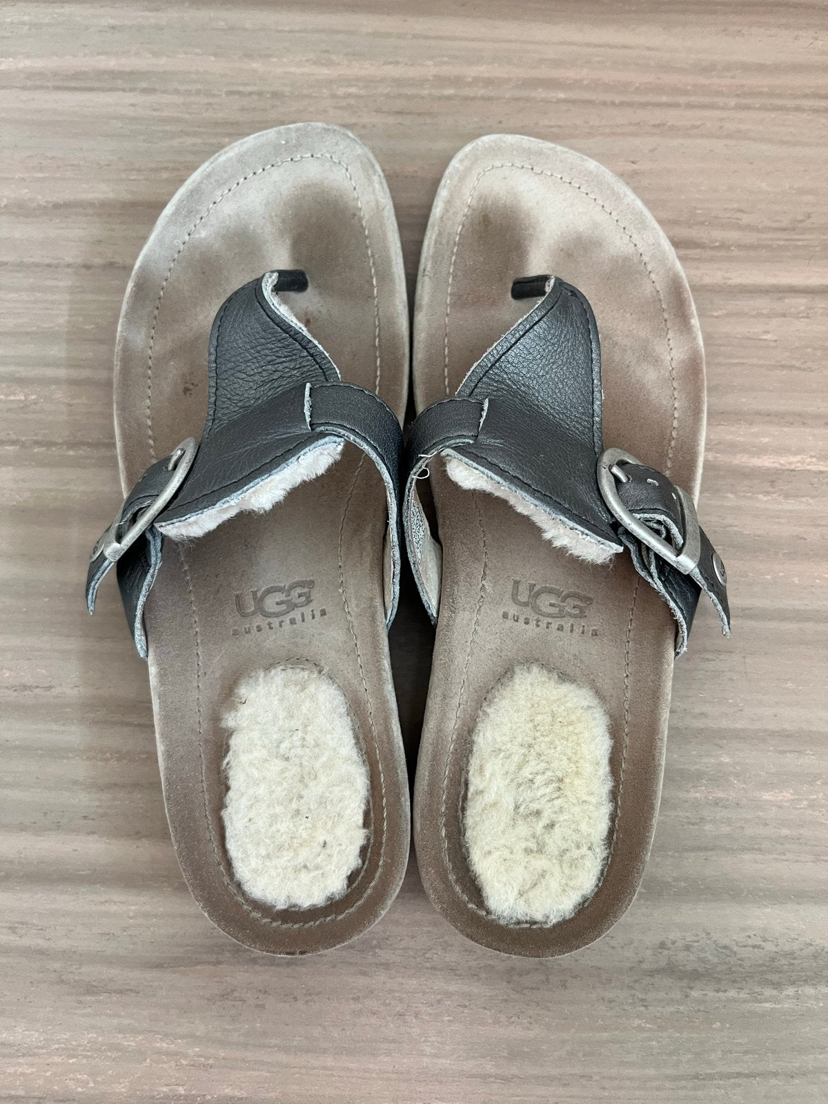 Ugg slippers maat 38, Ophalen of Verzenden, Gedragen, Grijs, Pantoffels of Sloffen