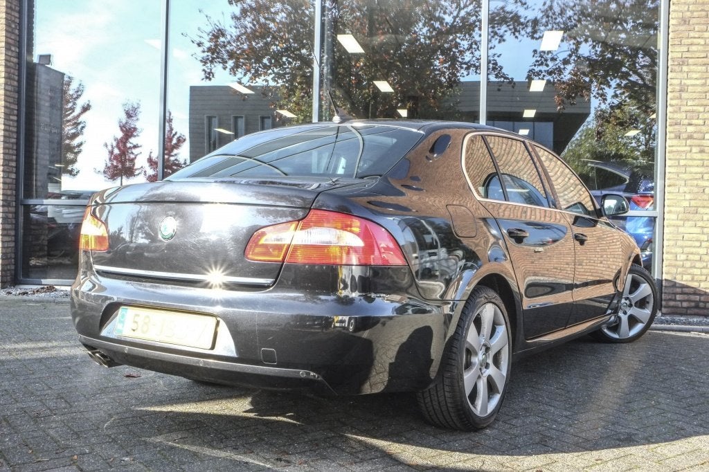 Skoda Superb 1.8 TSI Ambition, Auto's, 13 km/l, 4 cilinders, Zwart, Origineel Nederlands
