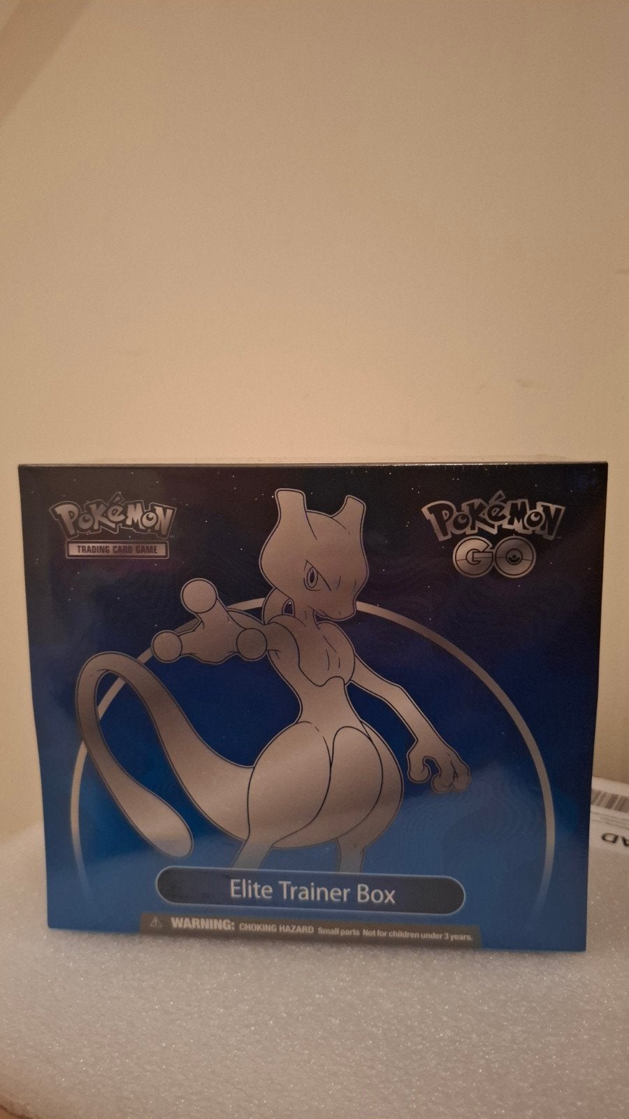 Pokémon GO Elite Trainer Box Mewtwo TCG, Ophalen of Verzenden, Nieuw, Boosterbox, Foil