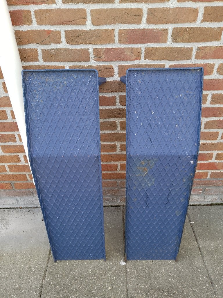 Auto oprij platen, Ophalen