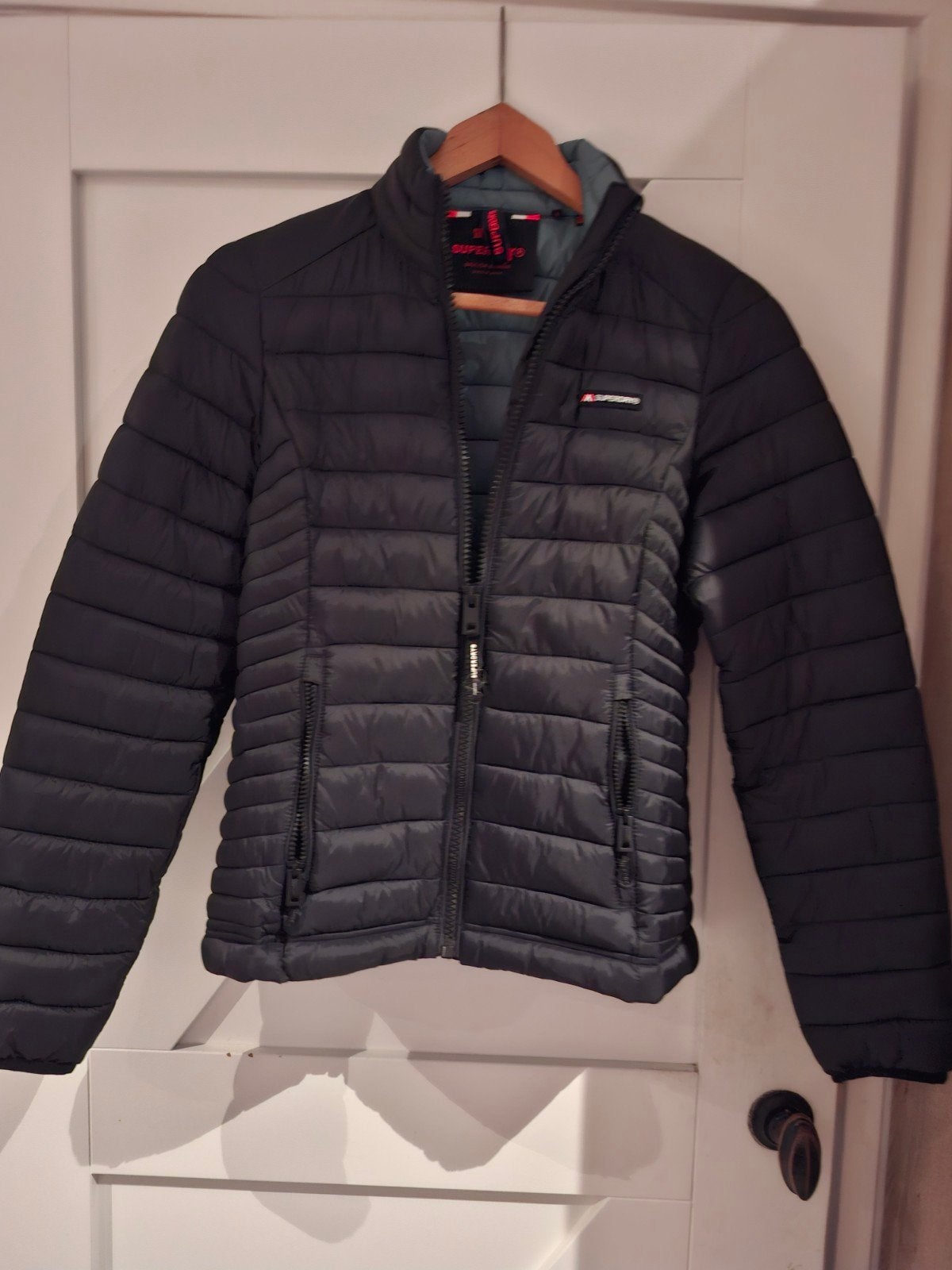 Nieuwe Superdry jas, maat 38, Kleding | Dames, Maat 38/40 (M), Zwart, Nieuw, Superdry