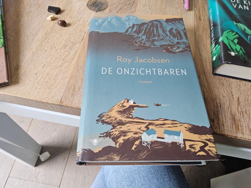 De Onzichtbaren - Roy Jacobsen (Roman), Ophalen of Verzenden, Zo goed als nieuw, Roy Jacobsen, Europa overig