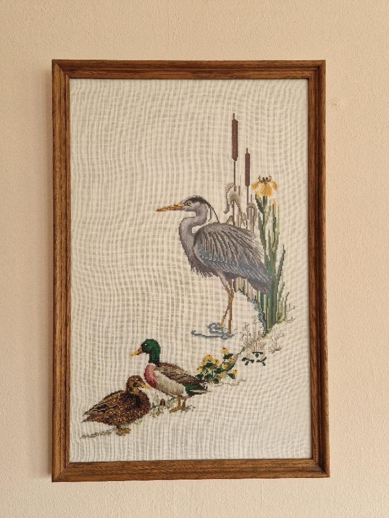 Ingelijst Borduurwerk, Reiger aan de Waterkant, Ophalen of Verzenden, Gebruikt, Handborduren, Overige typen