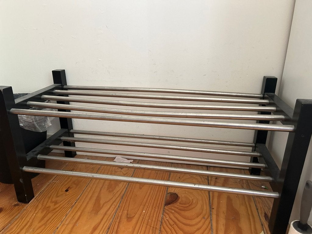 Two-tier metal shoe rack, Ophalen, Gebruikt