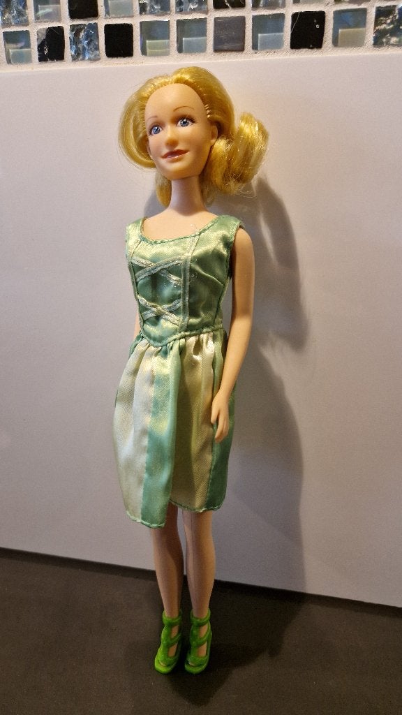 Prinsessia Tienerpop Linde, studio 100, Ophalen of Verzenden, Zo goed als nieuw, Overige typen