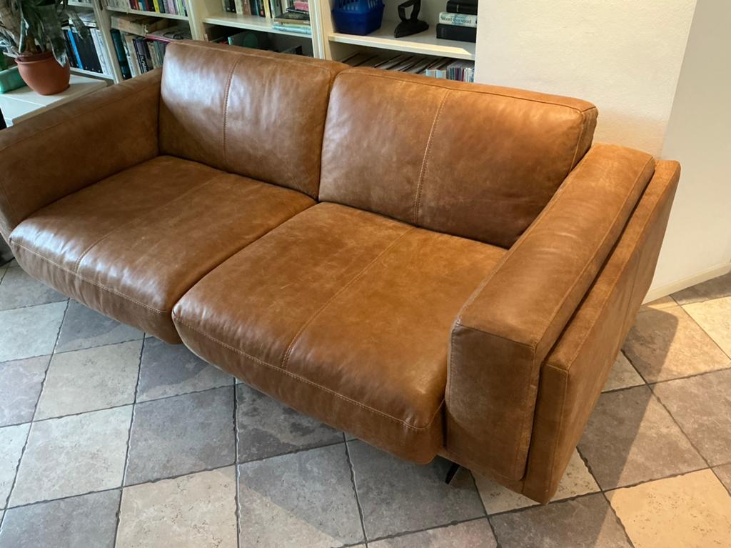 Luxe lederen bank, Italiaans zacht leder met een diepe zit, Ophalen, Zo goed als nieuw, 75 tot 100 cm