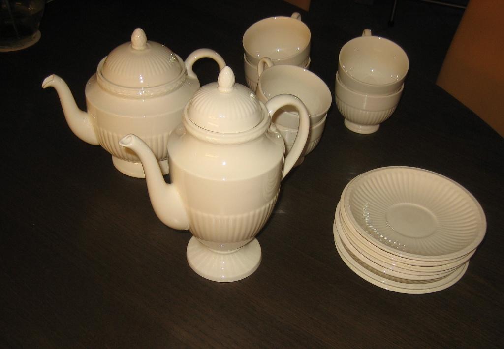 prachtige Wedgwood Edme koffiepot/theepot/koppen los te koop, Huis en Inrichting, Keuken | Servies, Gebruikt, Overige typen, Ophalen of Verzenden