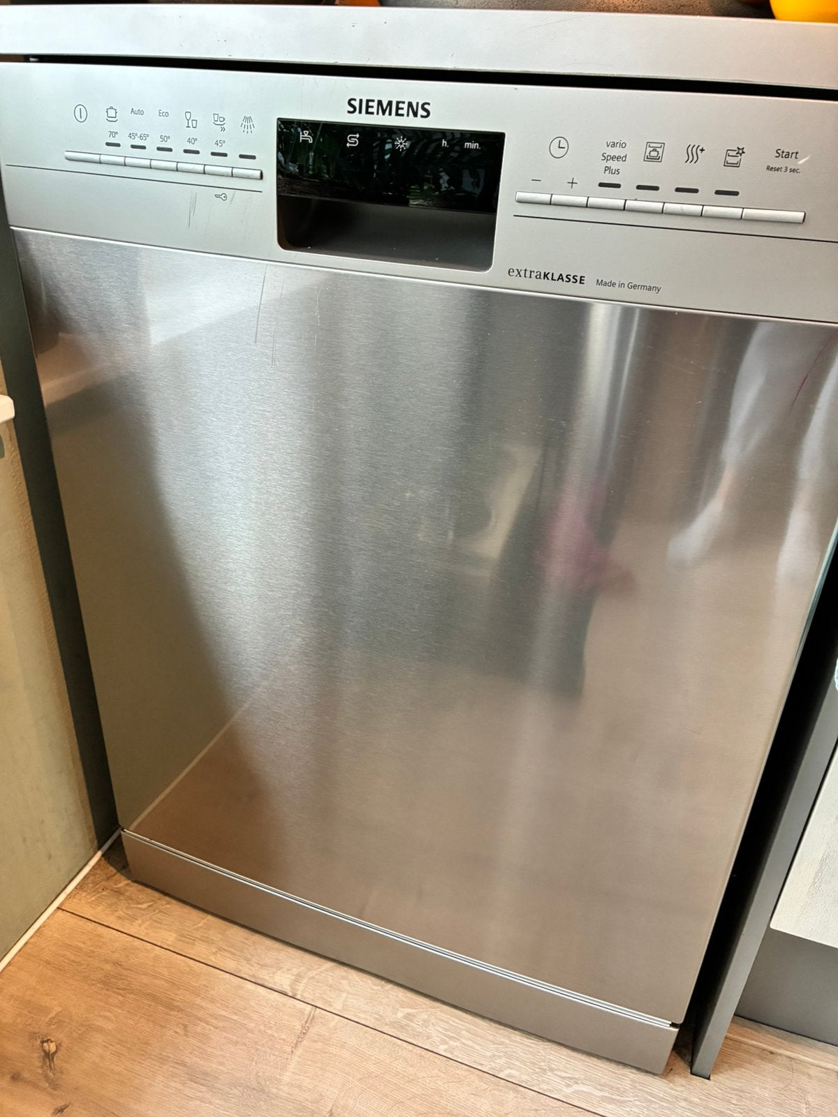 Siemens vaatwasser, Ophalen, Zo goed als nieuw, Energieklasse A of zuiniger, Minder dan 85 cm