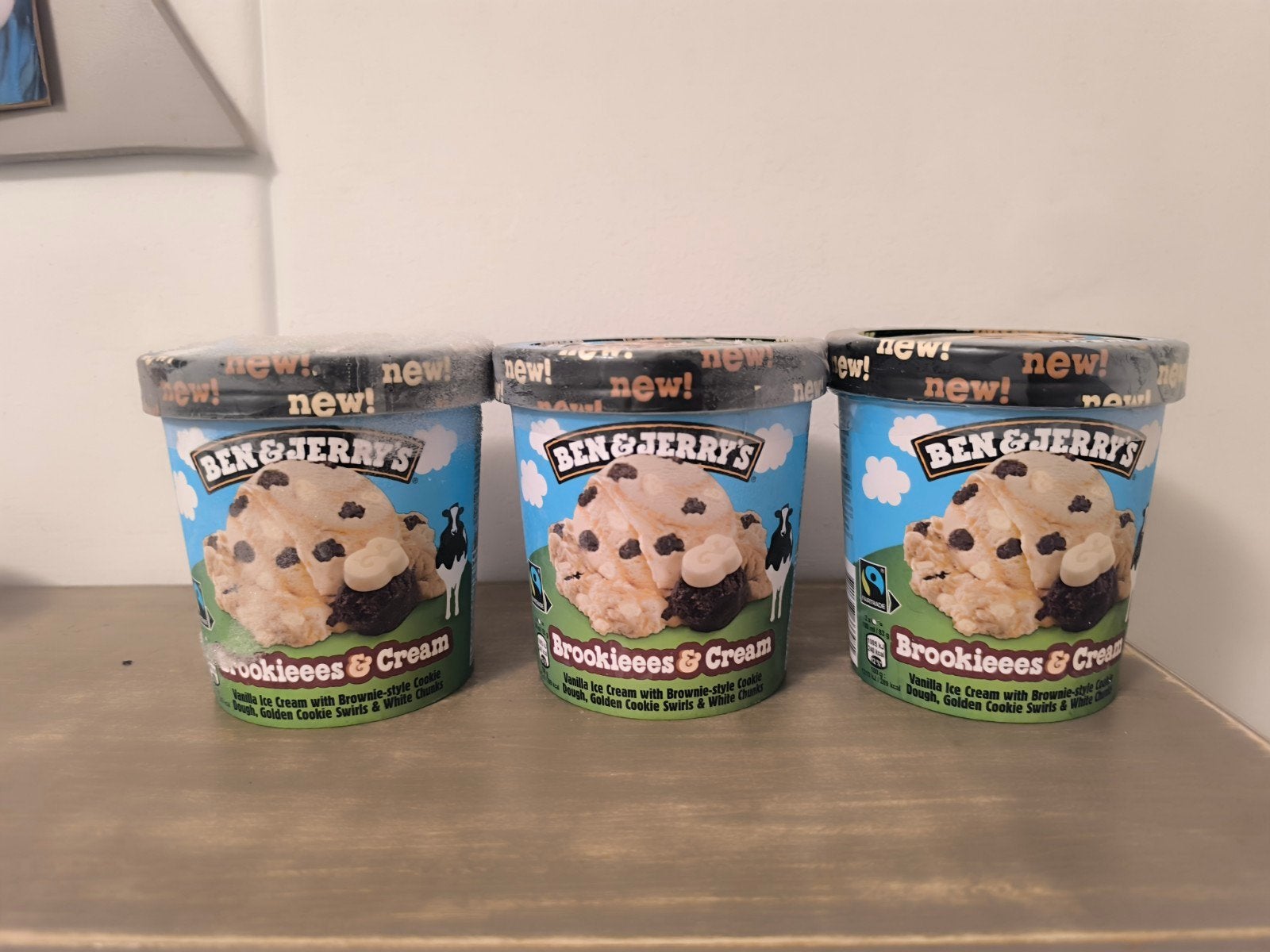 ijsbeker Ben & Jerry's, Ophalen