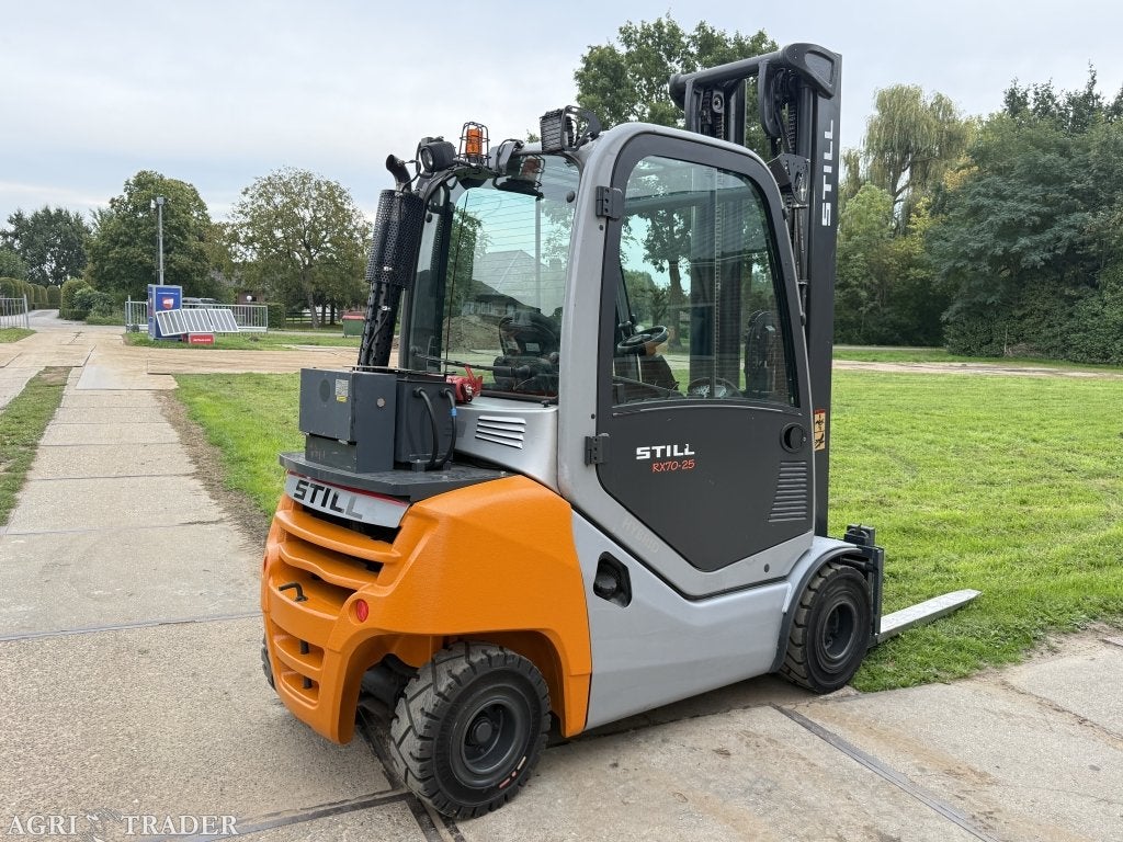 Still 2.5 tonner diesel 3-delig freelift Sideshift BJ2017, Zakelijke goederen, Info@vanbeurdenheftrucks.nl, Diesel, Still, Heftruck
