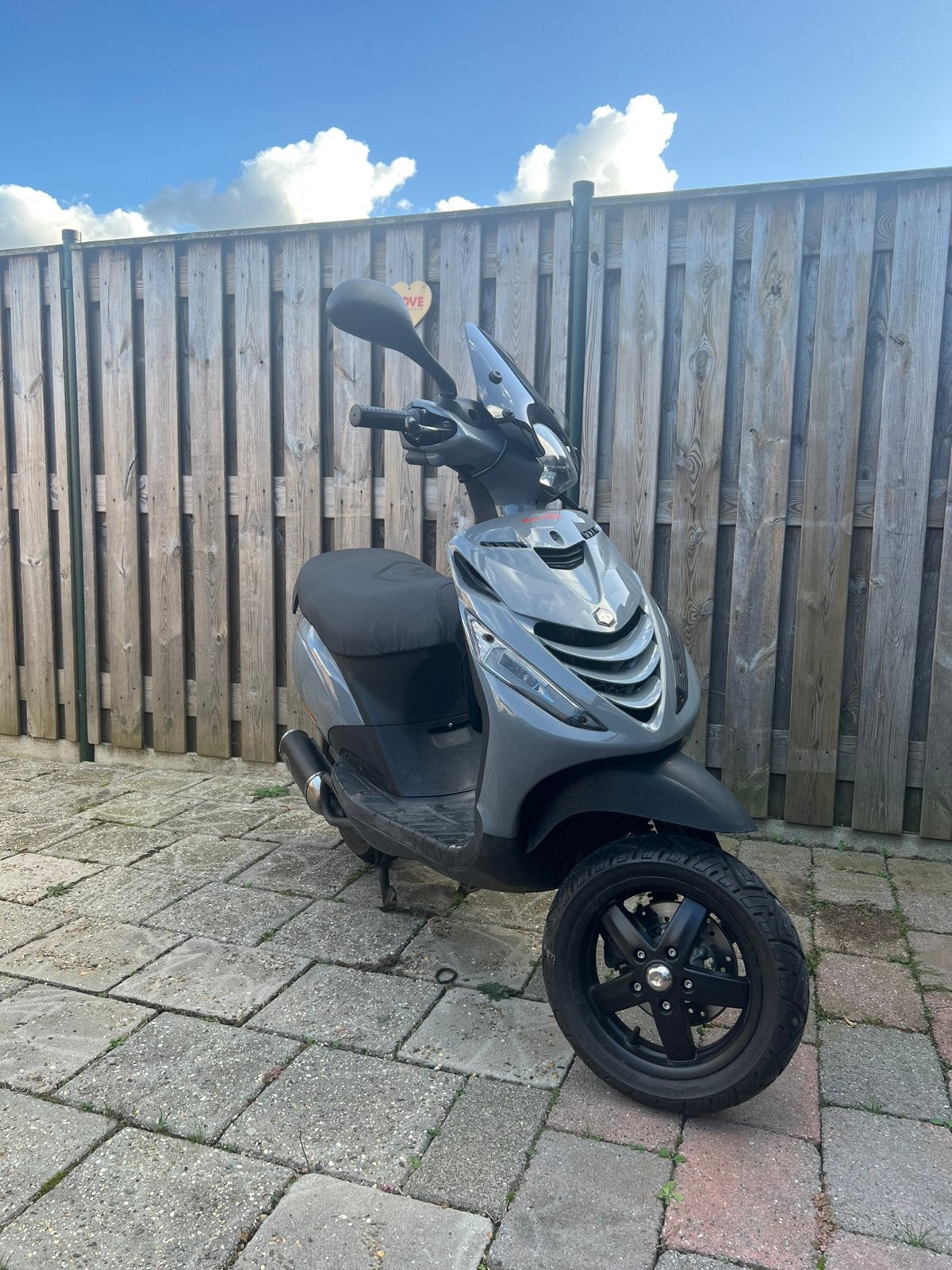 Piaggio zip, Ophalen, Zo goed als nieuw, Benzine, Zip