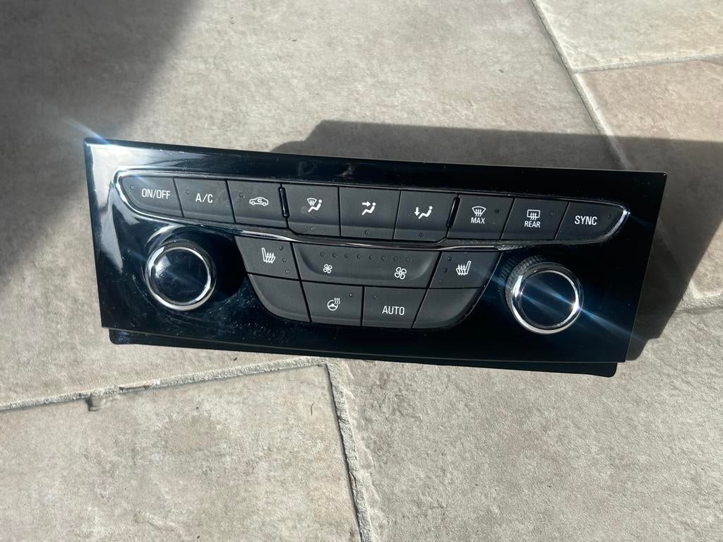 Opel Astra K airco bediening incl. stoel en stuurverwarming, Ophalen, Gebruikt, Opel