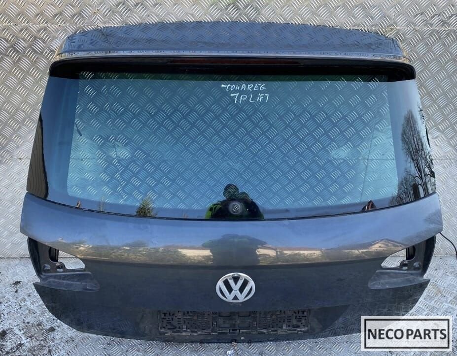 VW TOUAREG 7P FACELIFT ACHTERKLEP KLEUR LG7W ALLES LEVERBAAR, Gebruikt, Volkswagen, -, Ophalen of Verzenden