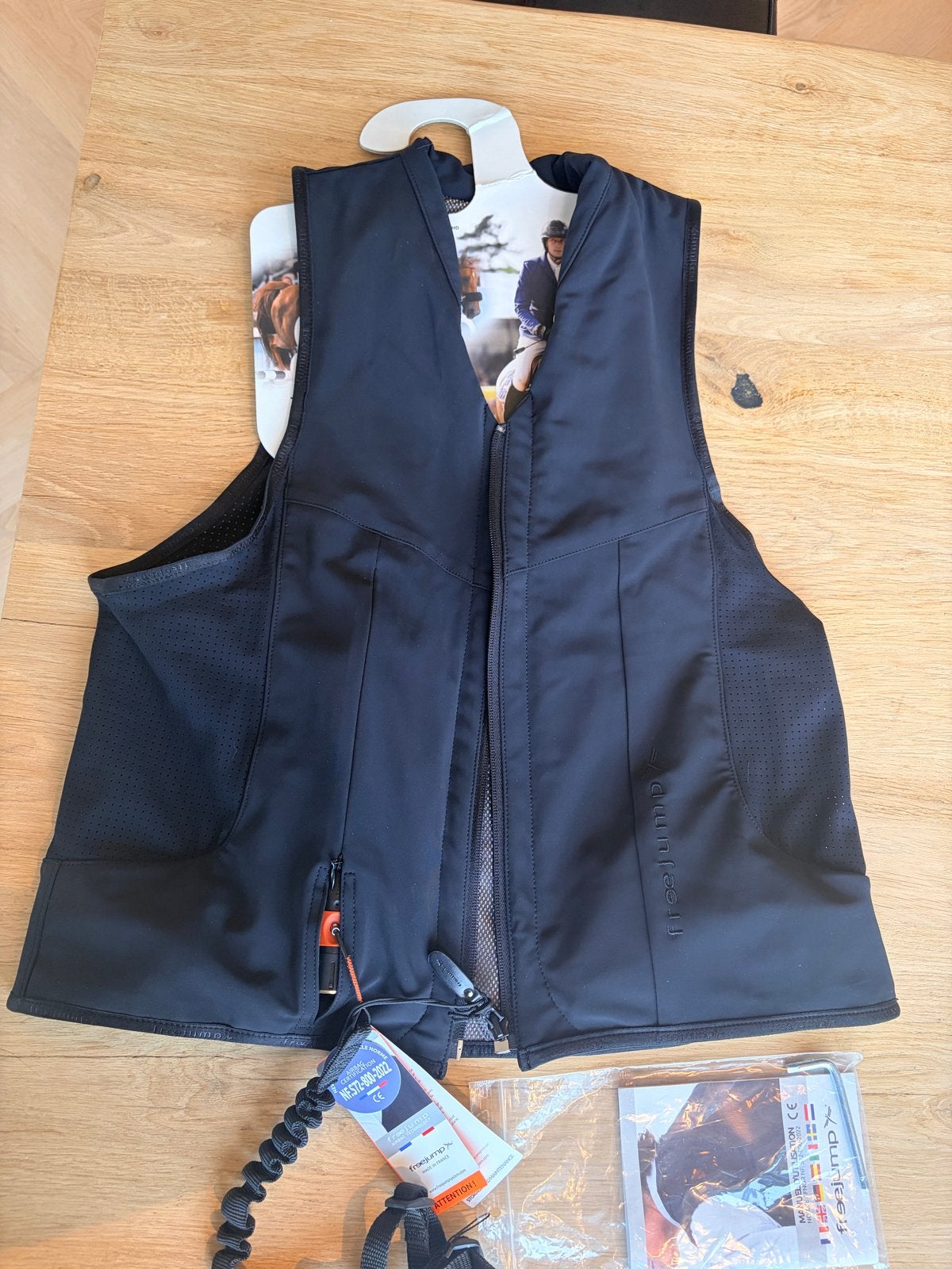 Freejump Airbag Vest airjacket maat XL nieuw!, Dieren en Toebehoren, Paardrijkleding, Overige typen, Nieuw, Ophalen of Verzenden